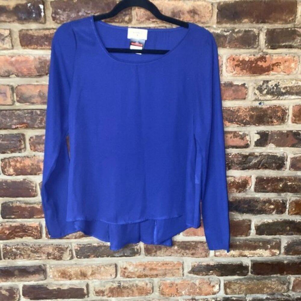 NWOT Everly Royal Blue Sleeve Long Sleeve High Low Top Women's Size Small